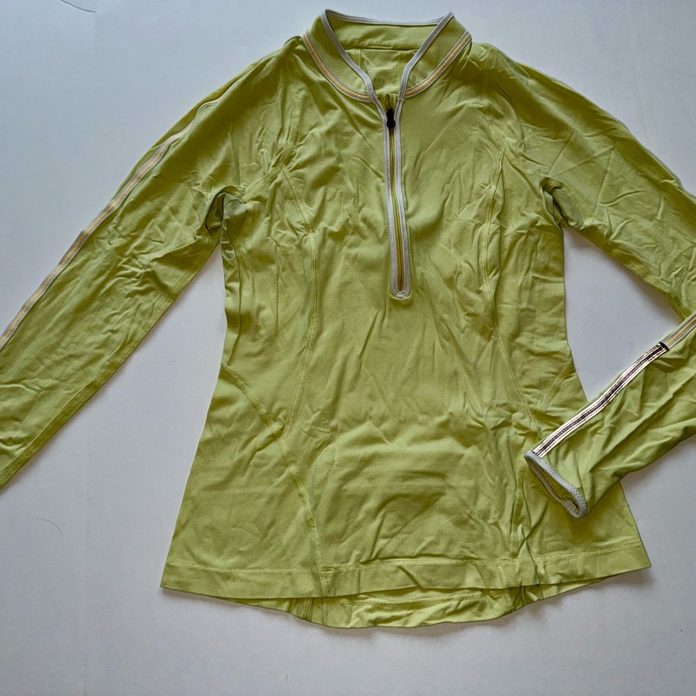 lululemon athletica Long-Sleeve Lime Half-Zip Top with Contrast Trim size 8